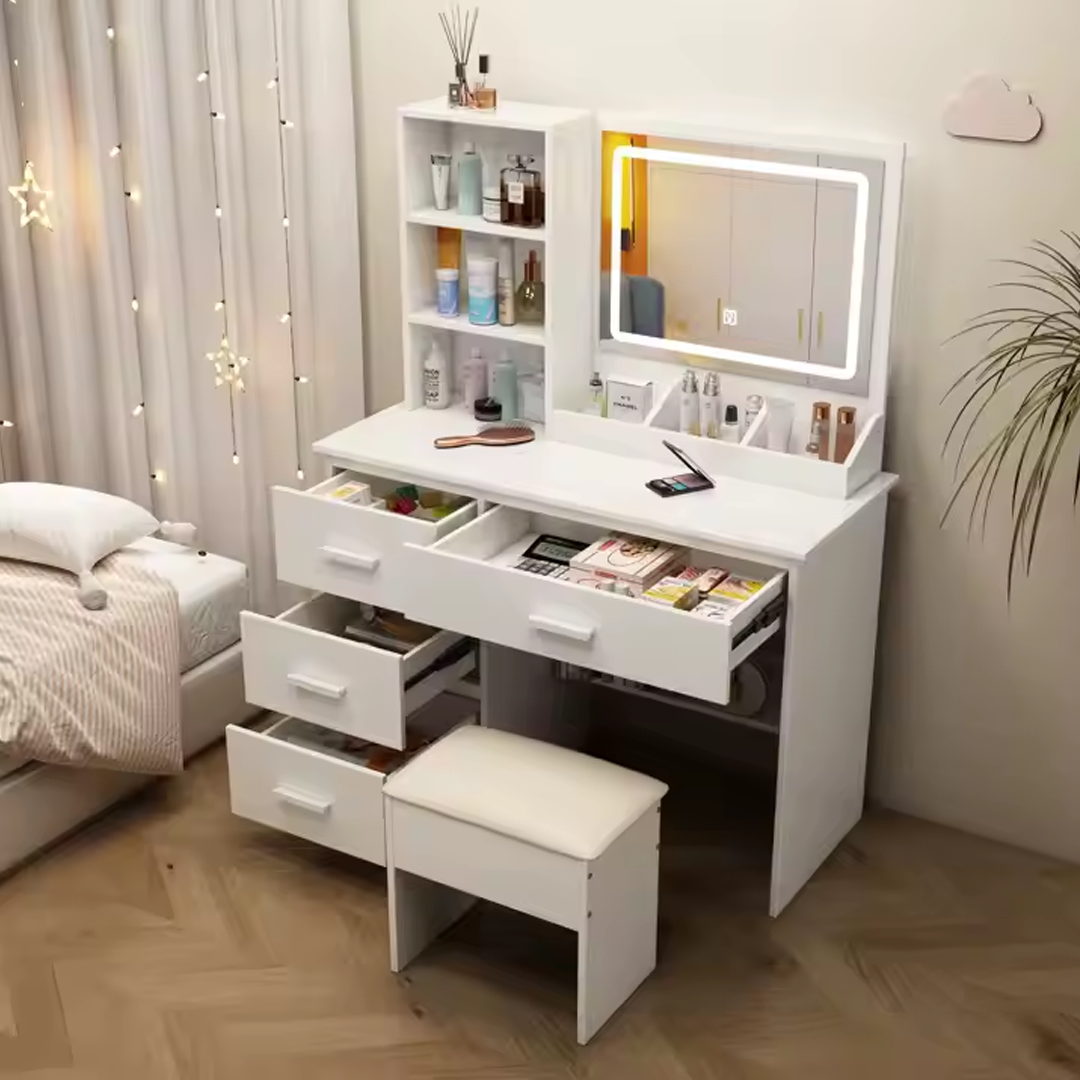 Stolik kosmetyczny - praktyczna organizacja w eleganckim designie