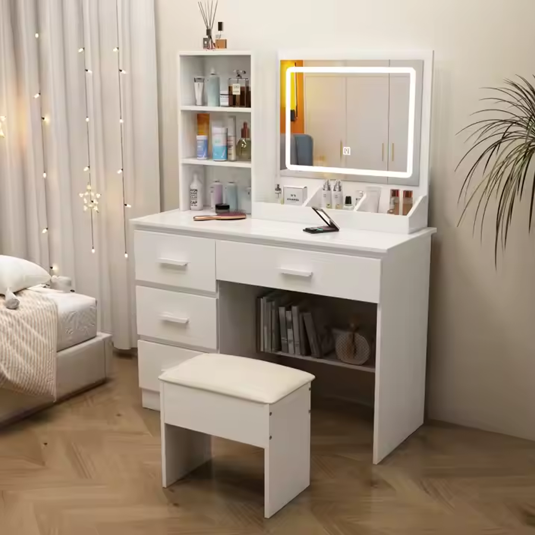 Stolik kosmetyczny - praktyczna organizacja w eleganckim designie