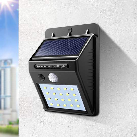 Lampa ogrodowa LED zasilana energią słoneczną